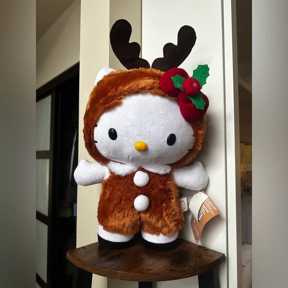 Hello Kitty Christmas Reindeer Greeter - Picture 7 of 7